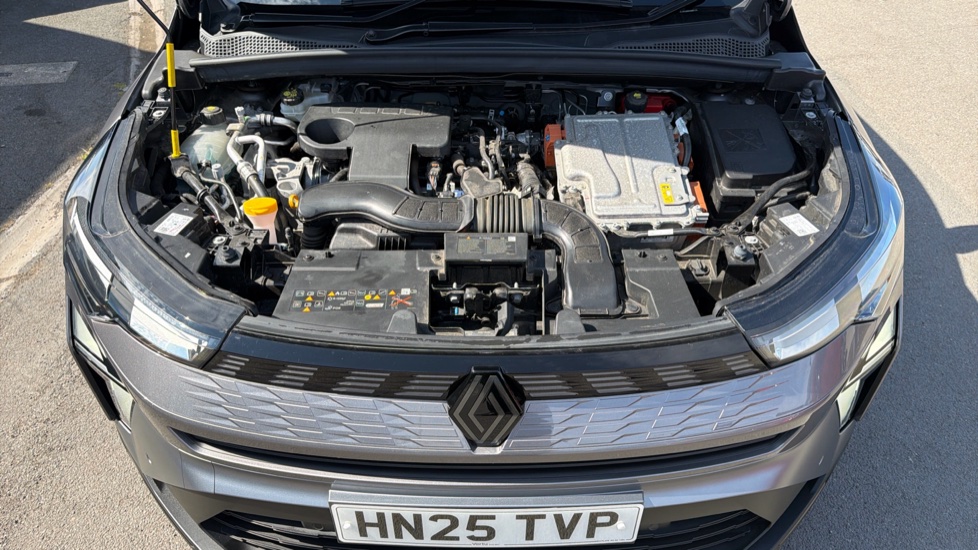 Renault Symbioz 1.6 E-Tech FHEV 145 Techno Esprit Alpine 5dr Auto Hybrid Estate - Image 8