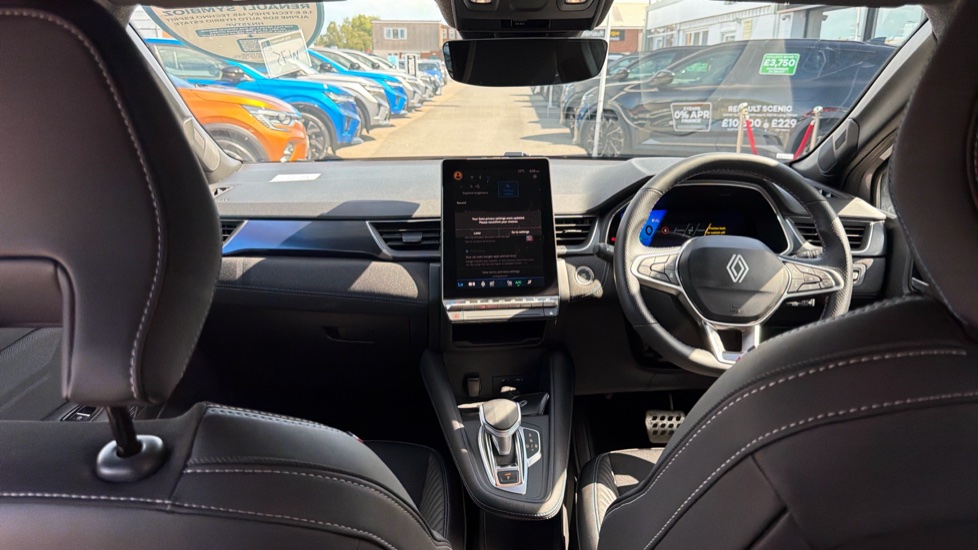 Renault Symbioz 1.6 E-Tech FHEV 145 Techno Esprit Alpine 5dr Auto Hybrid Estate - Image 10