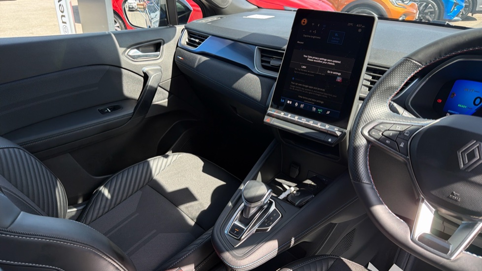 Renault Symbioz 1.6 E-Tech FHEV 145 Techno Esprit Alpine 5dr Auto Hybrid Estate - Image 14