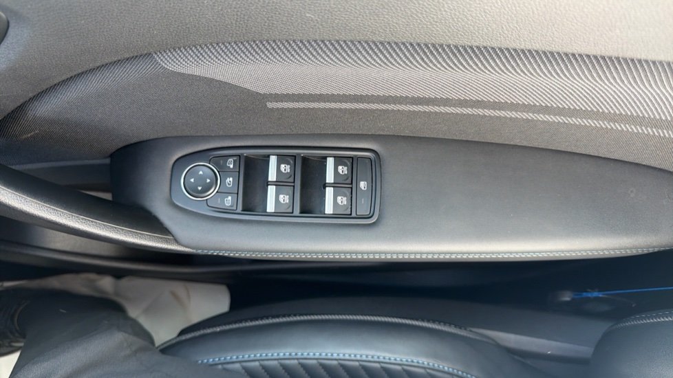 Renault Symbioz 1.6 E-Tech FHEV 145 Techno Esprit Alpine 5dr Auto Hybrid Estate - Image 28