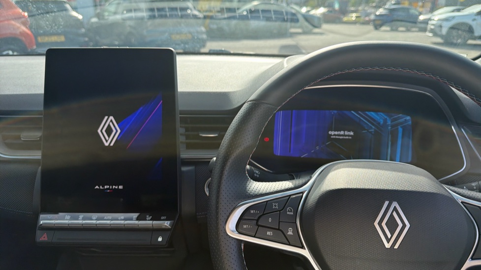 Renault Symbioz 1.6 E-Tech FHEV 145 Techno Esprit Alpine 5dr Auto Hybrid Estate - Image 23