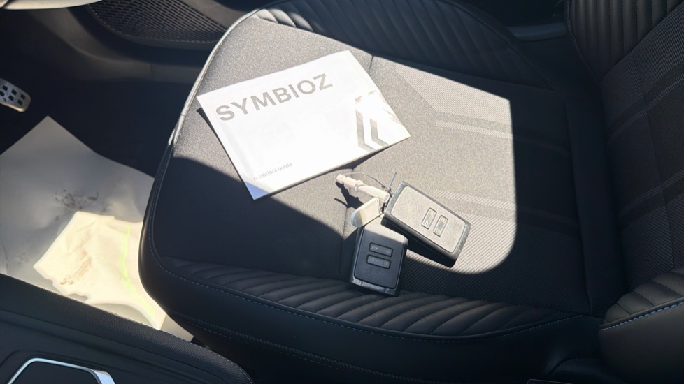 Renault Symbioz 1.6 E-Tech FHEV 145 Techno Esprit Alpine 5dr Auto Hybrid Estate - Image 19