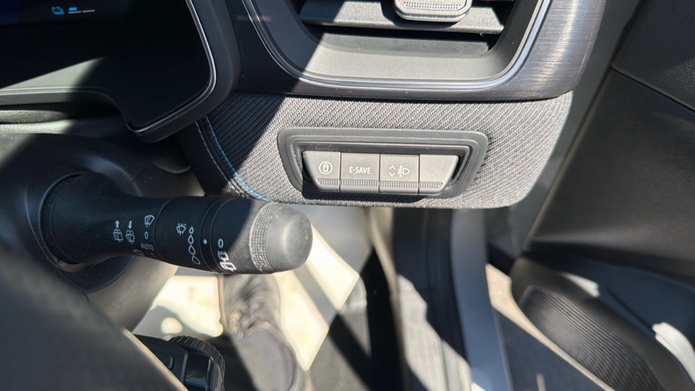 Renault Symbioz 1.6 E-Tech FHEV 145 Techno Esprit Alpine 5dr Auto Hybrid Estate - Image 29