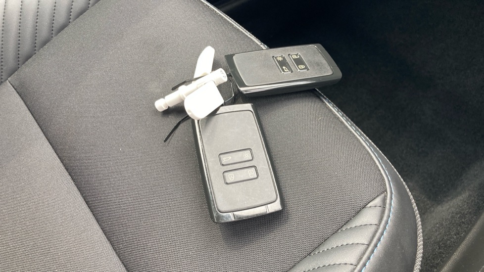 Renault Symbioz 1.6 E-Tech FHEV 145 Techno Esprit Alpine 5dr Auto Hybrid Estate - Image 20