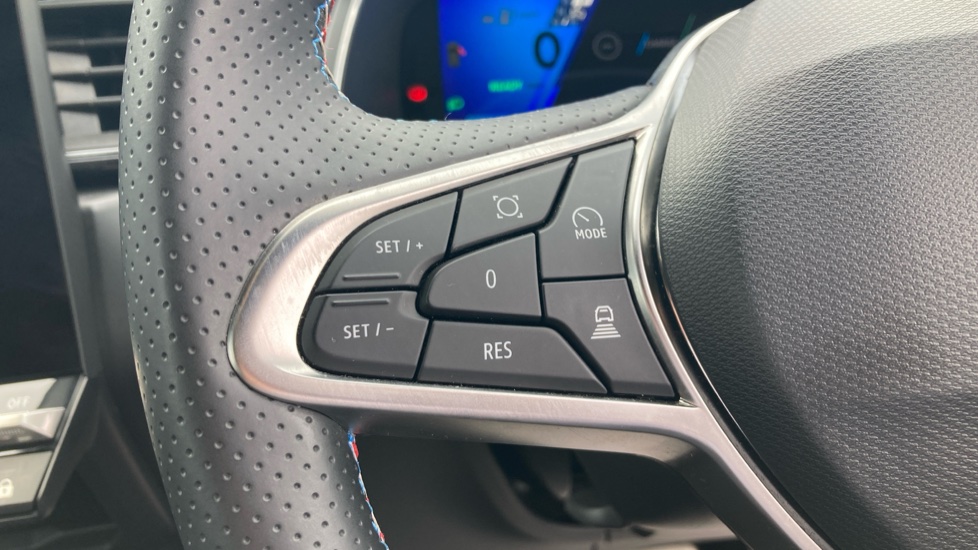 Renault Symbioz 1.6 E-Tech FHEV 145 Techno Esprit Alpine 5dr Auto Hybrid Estate - Image 24