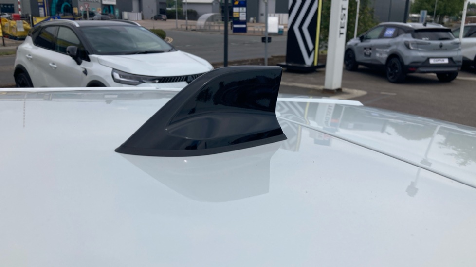 Renault Symbioz 1.6 E-Tech FHEV 145 Techno Esprit Alpine 5dr Auto Hybrid Estate - Image 31