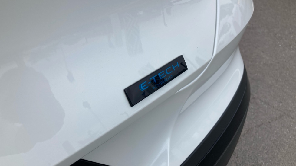 Renault Symbioz 1.6 E-Tech FHEV 145 Techno Esprit Alpine 5dr Auto Hybrid Estate - Image 34