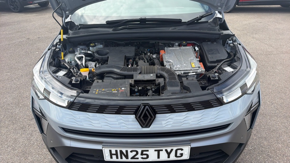 Renault Symbioz 1.6 E-Tech FHEV 145 Techno Esprit Alpine 5dr Auto Hybrid Estate - Image 8