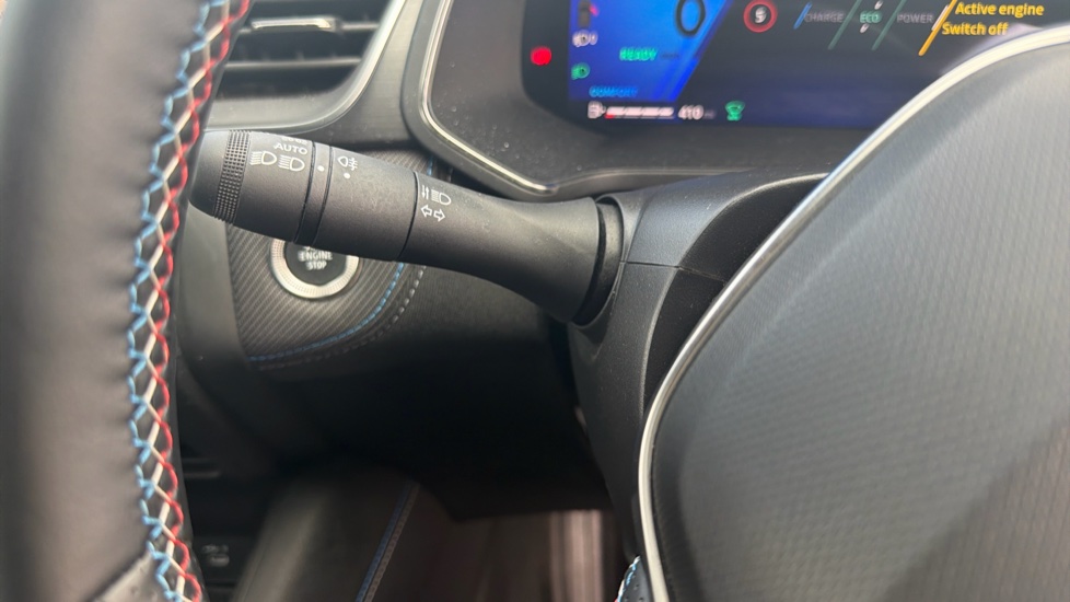 Renault Symbioz 1.6 E-Tech FHEV 145 Techno Esprit Alpine 5dr Auto Hybrid Estate - Image 35