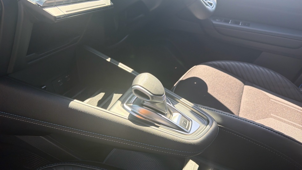 Renault Symbioz 1.6 E-Tech FHEV 145 Techno Esprit Alpine 5dr Auto Hybrid Estate - Image 13