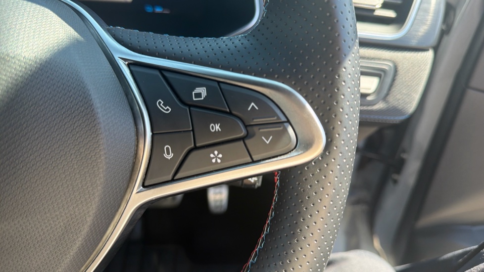 Renault Symbioz 1.6 E-Tech FHEV 145 Techno Esprit Alpine 5dr Auto Hybrid Estate - Image 21