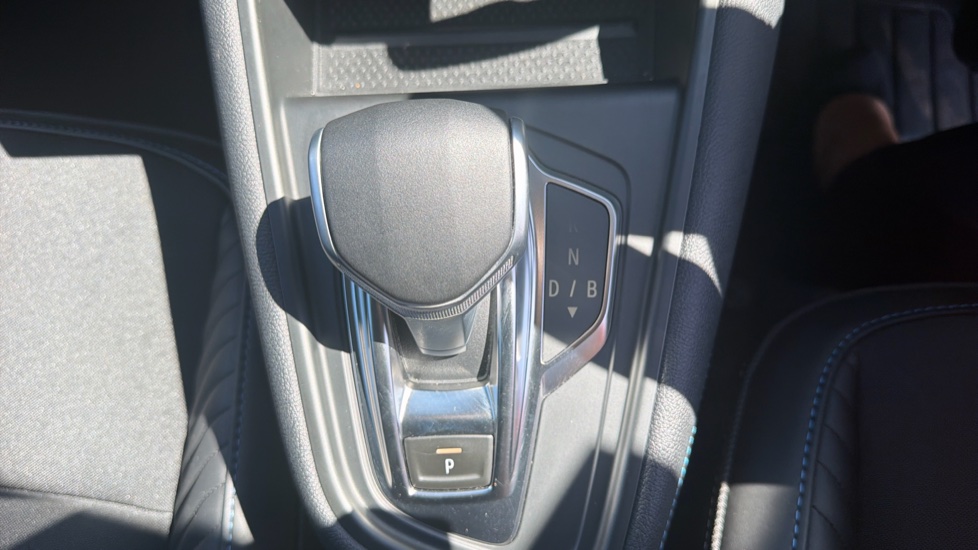 Renault Symbioz 1.6 E-Tech FHEV 145 Techno Esprit Alpine 5dr Auto Hybrid Estate - Image 26