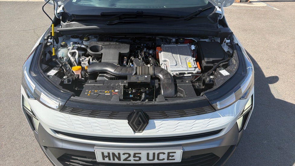 Renault Symbioz 1.6 E-Tech FHEV 145 Techno Esprit Alpine 5dr Auto Hybrid Estate - Image 8