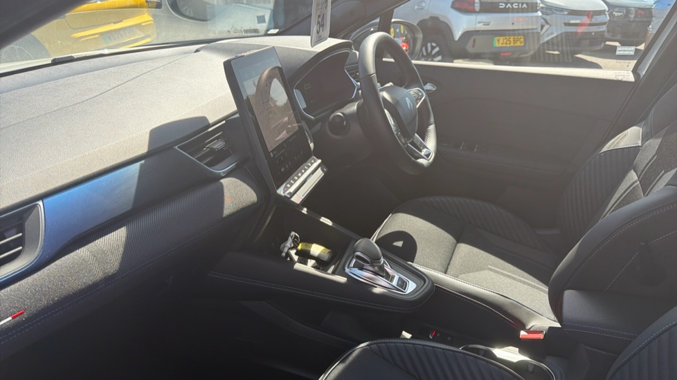 Renault Symbioz 1.6 E-Tech FHEV 145 Techno Esprit Alpine 5dr Auto Hybrid Estate - Image 14