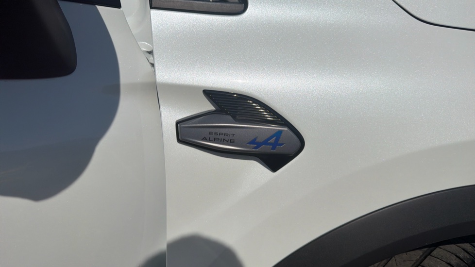 Renault Symbioz 1.6 E-Tech FHEV 145 Techno Esprit Alpine 5dr Auto Hybrid Estate - Image 30