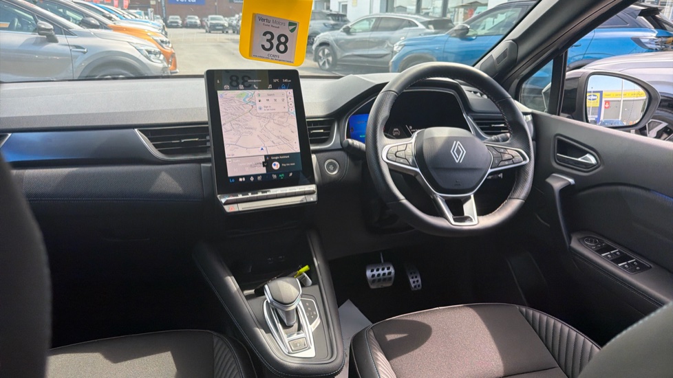 Renault Symbioz 1.6 E-Tech FHEV 145 Techno Esprit Alpine 5dr Auto Hybrid Estate - Image 10
