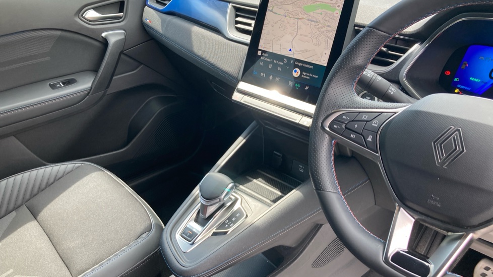 Renault Symbioz 1.6 E-Tech FHEV 145 Techno Esprit Alpine 5dr Auto Hybrid Estate - Image 14