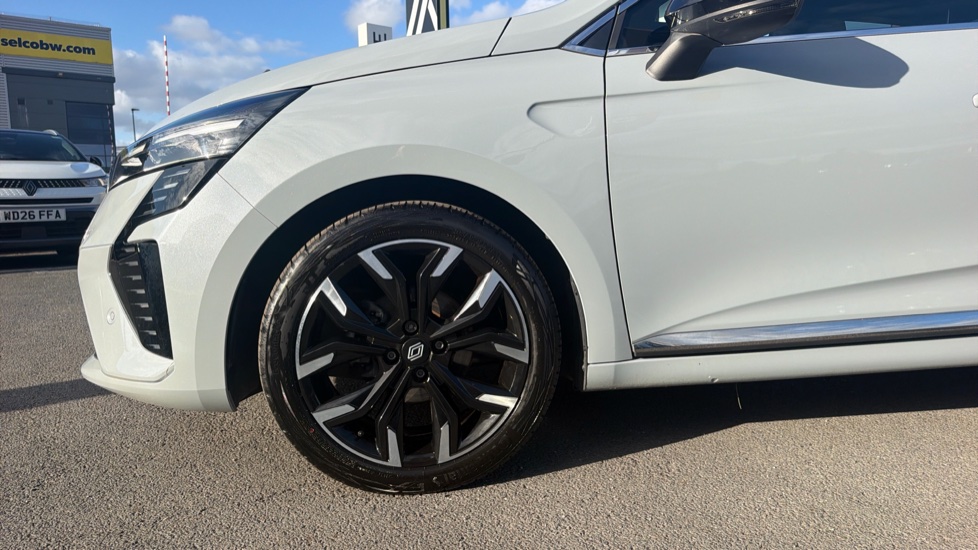 Renault Clio 1.0 TCe 90 Techno 5dr Petrol Hatchback - Image 7