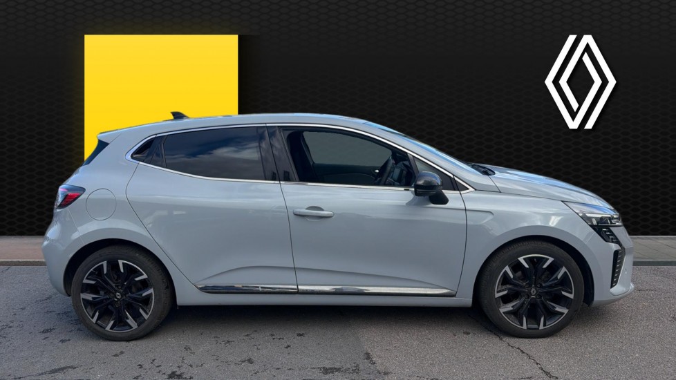 Renault Clio 1.0 TCe 90 Techno 5dr Petrol Hatchback - Image 5