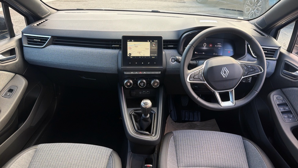 Renault Clio 1.0 TCe 90 Techno 5dr Petrol Hatchback - Image 10