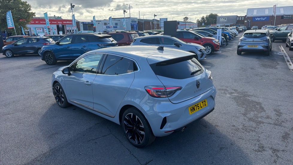 Renault Clio 1.0 TCe 90 Techno 5dr Petrol Hatchback - Image 25