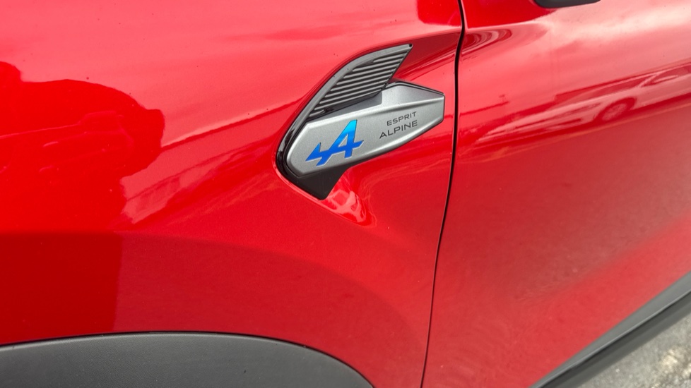 Renault Captur 1.2 TCE 115 Esprit Alpine 5dr Petrol Hatchback - Image 24
