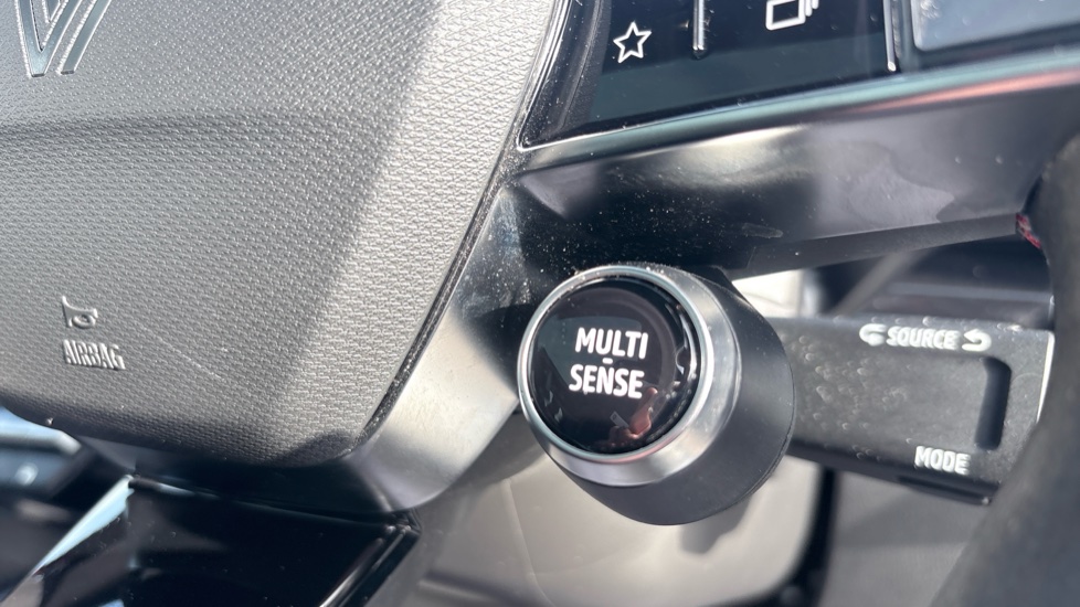 Renault Austral E-Tech Full Hybrid Iconic Esprit Alpine 5dr Auto Hybrid Estate - Image 28
