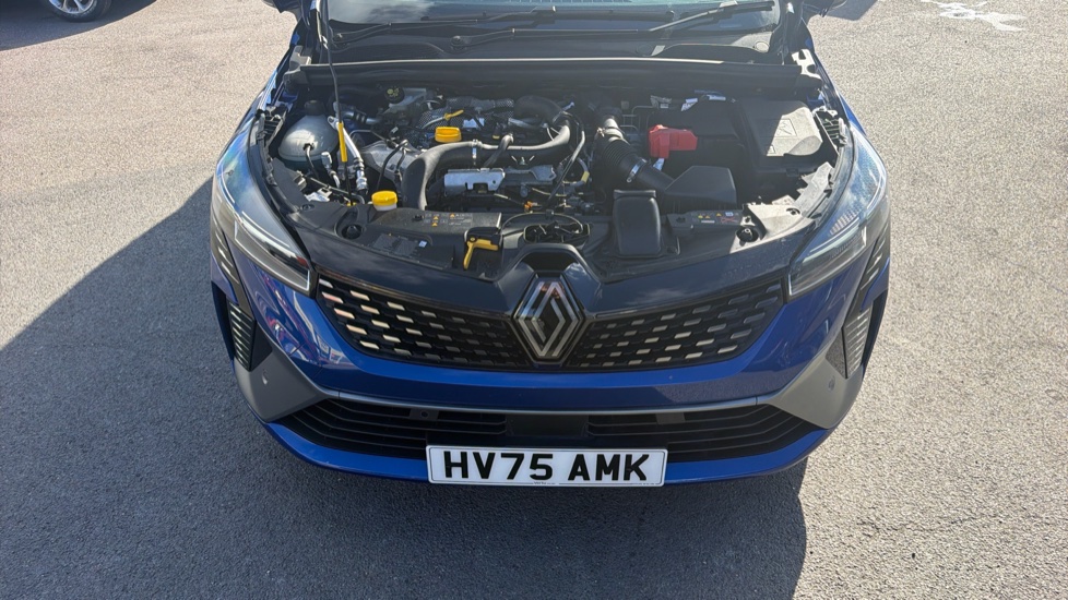 Renault Clio 1.0 TCe 90 Esprit Alpine 5dr Petrol Hatchback - Image 8