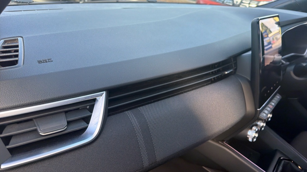 Renault Clio 1.0 TCe 90 Esprit Alpine 5dr Petrol Hatchback - Image 21