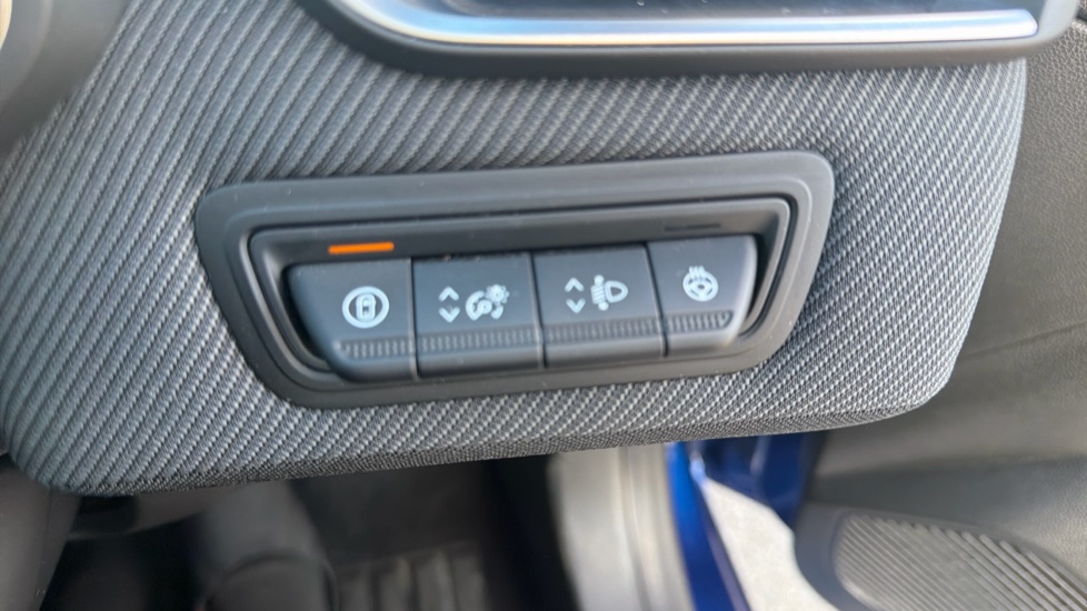 Renault Clio 1.0 TCe 90 Esprit Alpine 5dr Petrol Hatchback - Image 25
