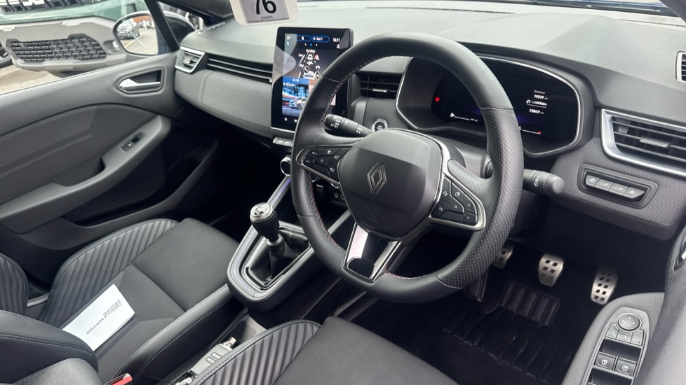 Renault Clio 1.0 TCe 90 Esprit Alpine 5dr Petrol Hatchback - Image 11