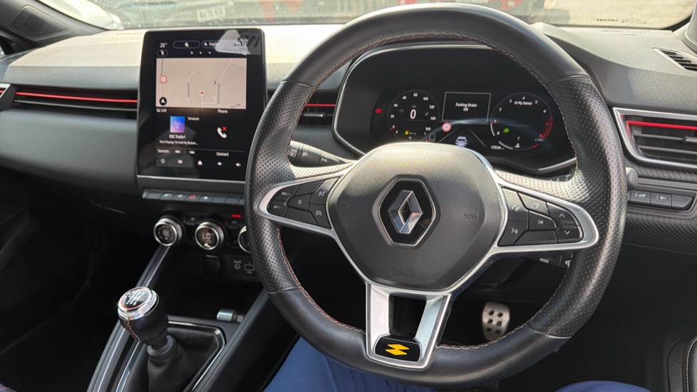 Renault Clio 1.0 TCe 90 RS Line 5dr Petrol Hatchback - Image 11