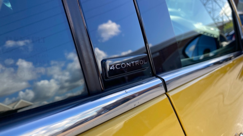 Renault Megane R.S. 1.8 300 Trophy 5dr Auto Petrol Hatchback - Image 23