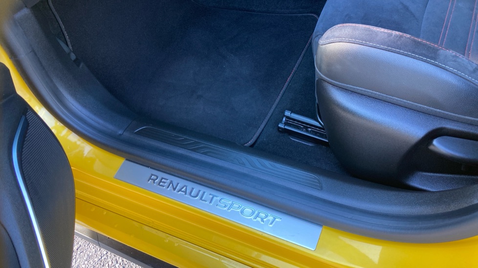 Renault Megane R.S. 1.8 300 Trophy 5dr Auto Petrol Hatchback - Image 31