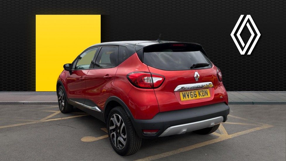 Renault Captur 0.9 TCE 90 Signature Nav 5dr Petrol Hatchback - Image 2