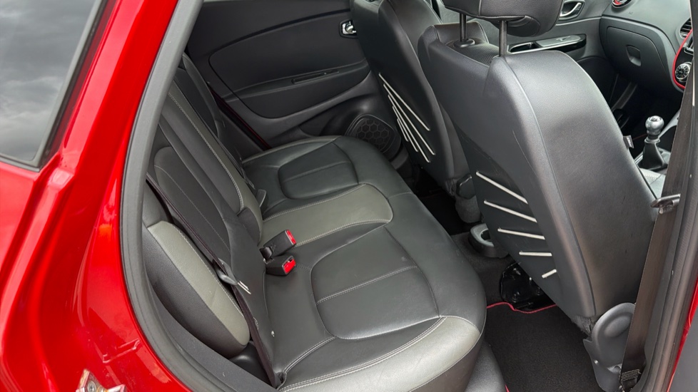 Renault Captur 0.9 TCE 90 Signature Nav 5dr Petrol Hatchback - Image 16