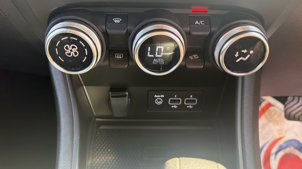 Renault Captur 1.6 E-Tech full hybrid 145 Techno 5dr Auto Hybrid Hatchback - Image 28