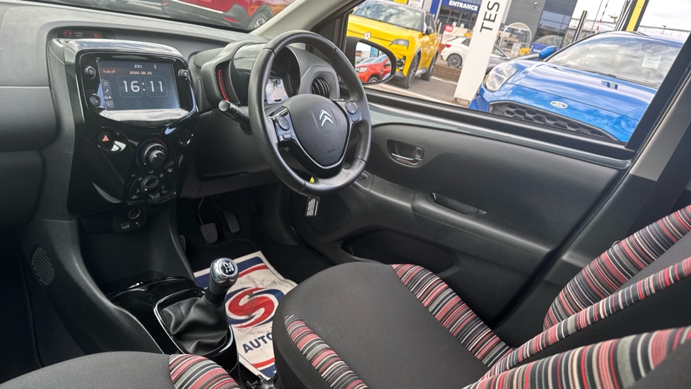 Citroen C1 1.0 VTi 72 Flair 5dr Petrol Hatchback - Image 9