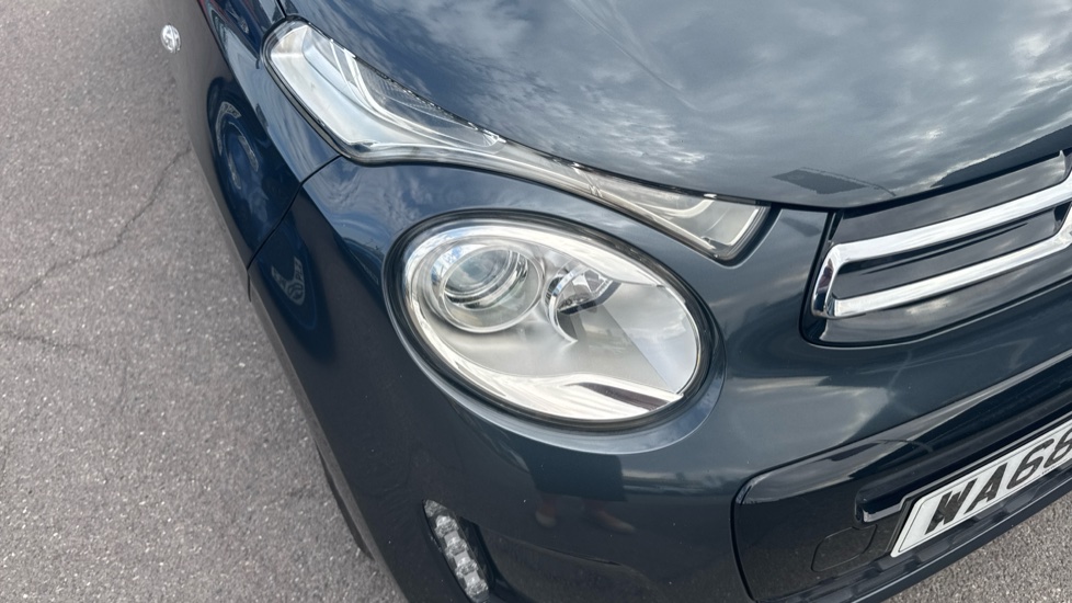 Citroen C1 1.0 VTi 72 Flair 5dr Petrol Hatchback - Image 26