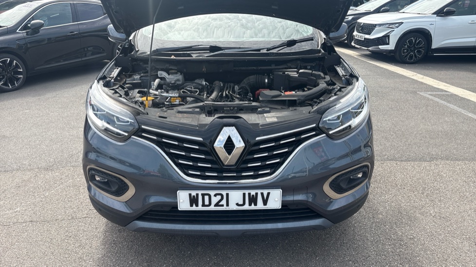Renault Kadjar 1.3 TCE S Edition 5dr Petrol Hatchback - Image 8