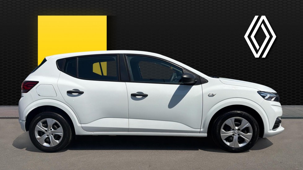 Dacia Sandero 1.0 TCe Essential 5dr Bi Fuel Hatchback - Image 5