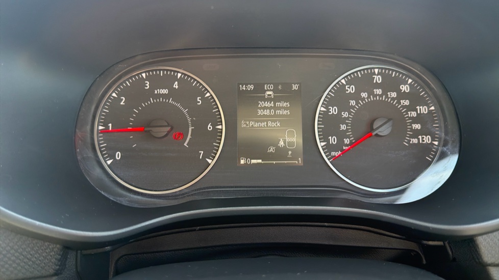 Dacia Sandero 1.0 TCe Essential 5dr Bi Fuel Hatchback - Image 18