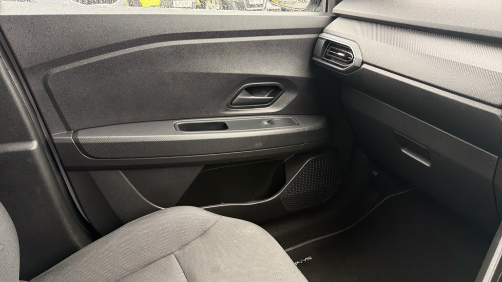 Dacia Sandero 1.0 Tce Essential 5dr Petrol Hatchback - Image 26