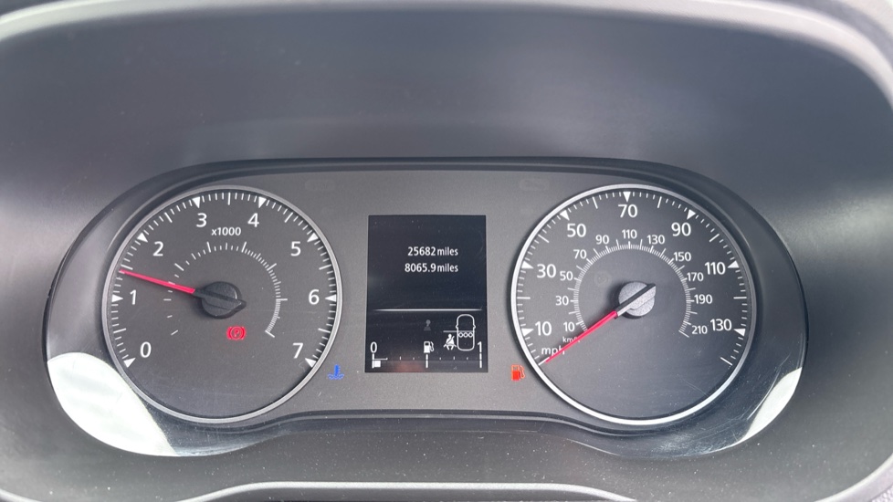 Dacia Duster 1.3 TCe 130 Journey 5dr Petrol Estate - Image 18