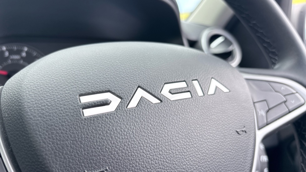 Dacia Duster 1.3 TCe 130 Journey 5dr Petrol Estate - Image 23