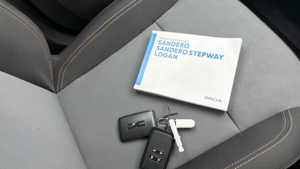 Dacia Sandero Stepway 1.0 TCe Extreme 5dr Petrol Hatchback - Image 19