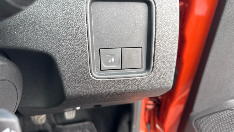 Dacia Duster 1.3 TCe 130 Journey 5dr Petrol Estate - Image 29