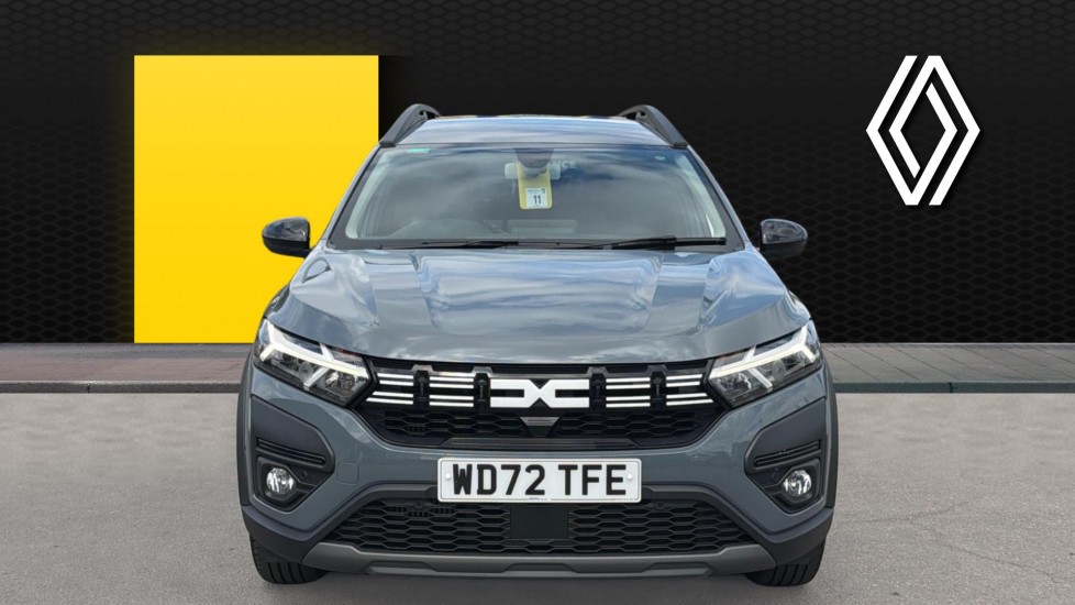 Dacia Jogger 1.0 TCe Extreme SE 5dr Petrol Estate - Image 3
