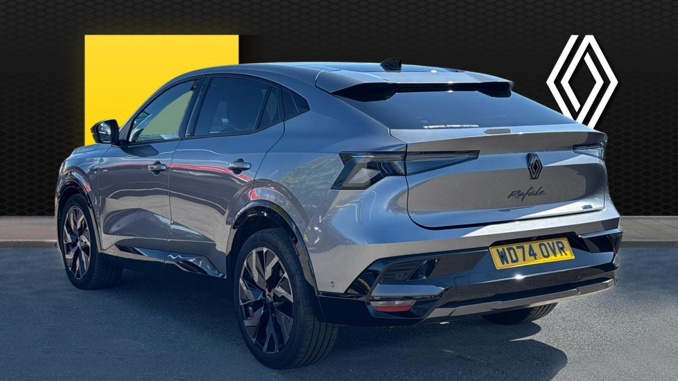 Renault Rafale E-Tech FHEV Iconic Esprit Alpine 5dr Auto 4C Hybrid Estate - Image 2