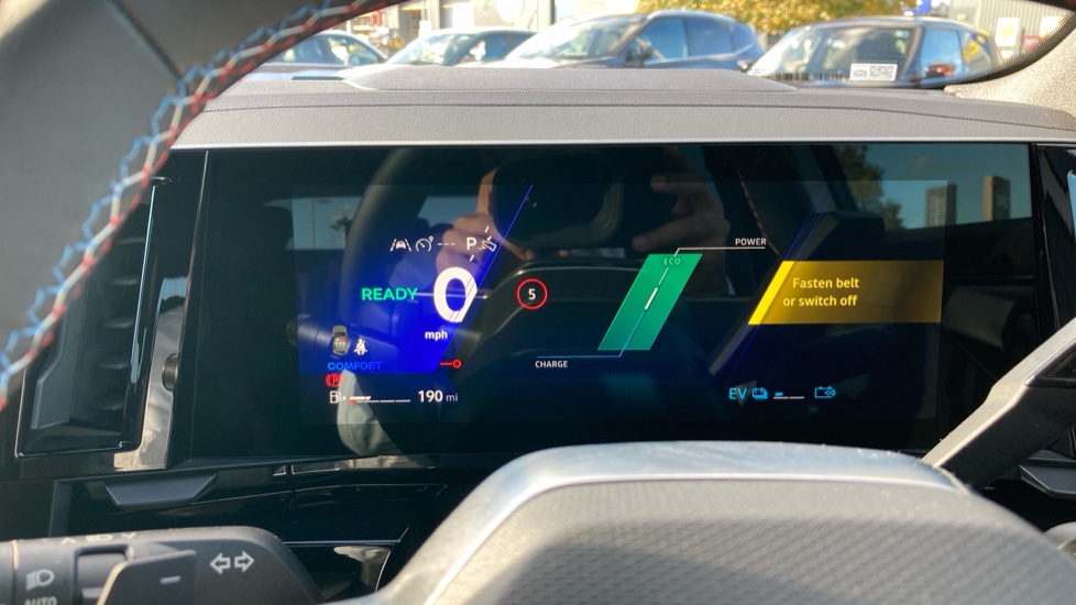 Renault Austral E-Tech Full Hybrid Techno Esprit Alpine 5dr Auto Hybrid Estate - Image 18
